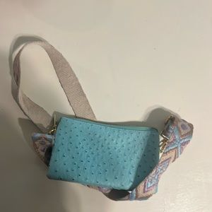 Crossbody purse